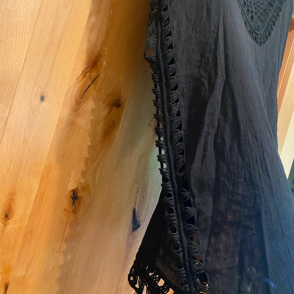 SHEIN SWIMSUIT BEACH COVER gauze like front/back, crotchet sides, collar, bottom - Picture 5 of 9